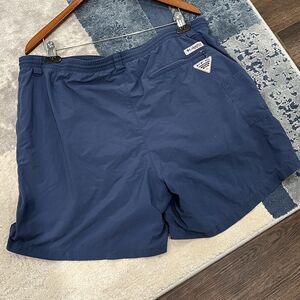 Columbia PFG Backcast III Lined 6" Water Shorts Trunks Mens Large Blue